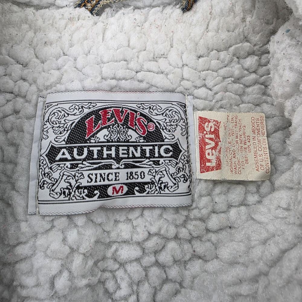 Levis Jacket Mens Medium Blue Sherpa Lined Denim Trucker Coat 70609-0216 Winter - Picture 3 of 16